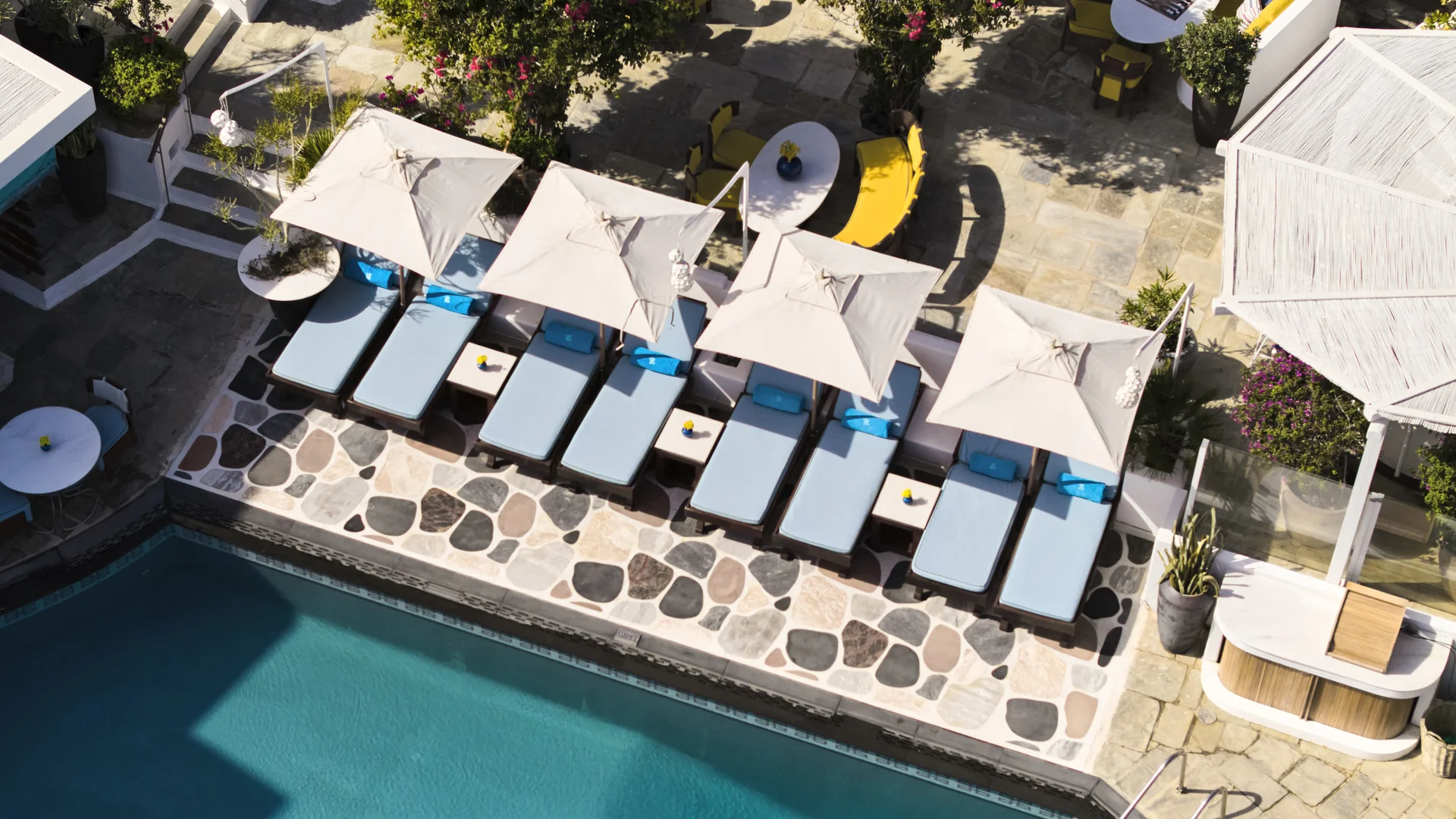 Aerial pool loungers