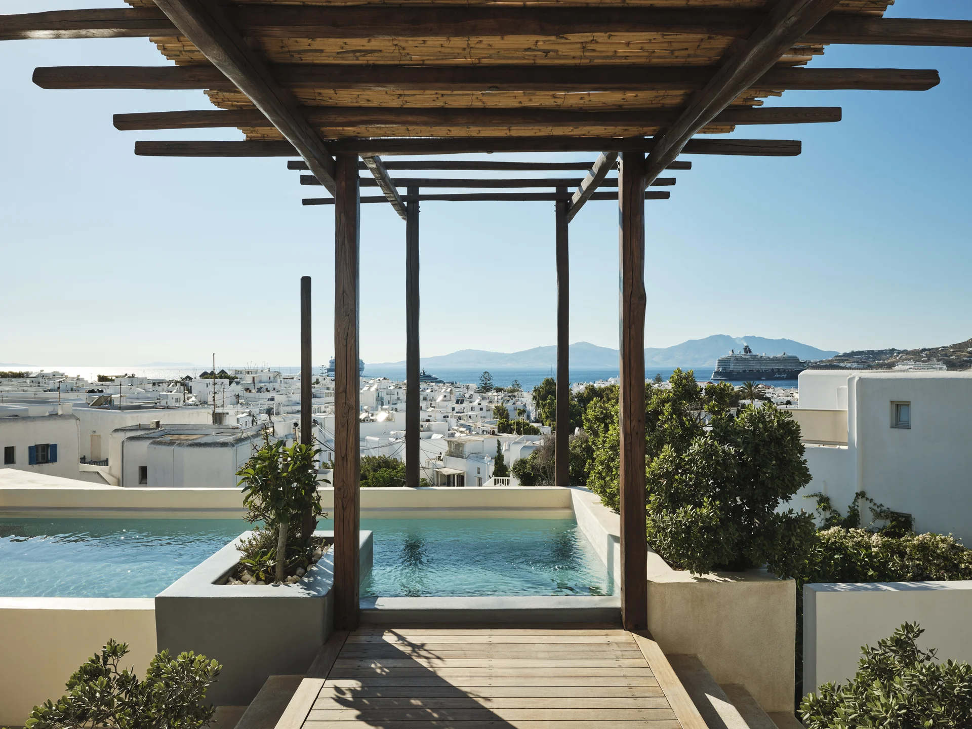 Villa pergola pool