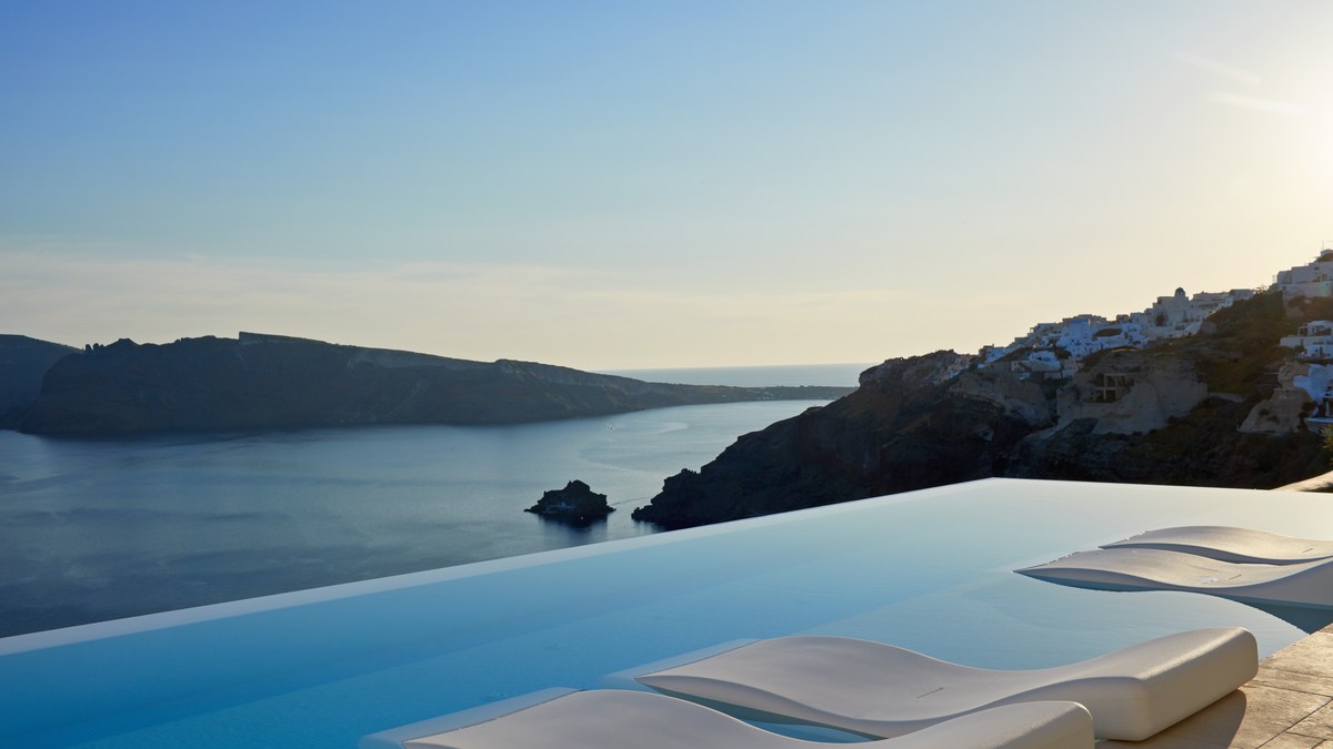 Canaves Oia Suites