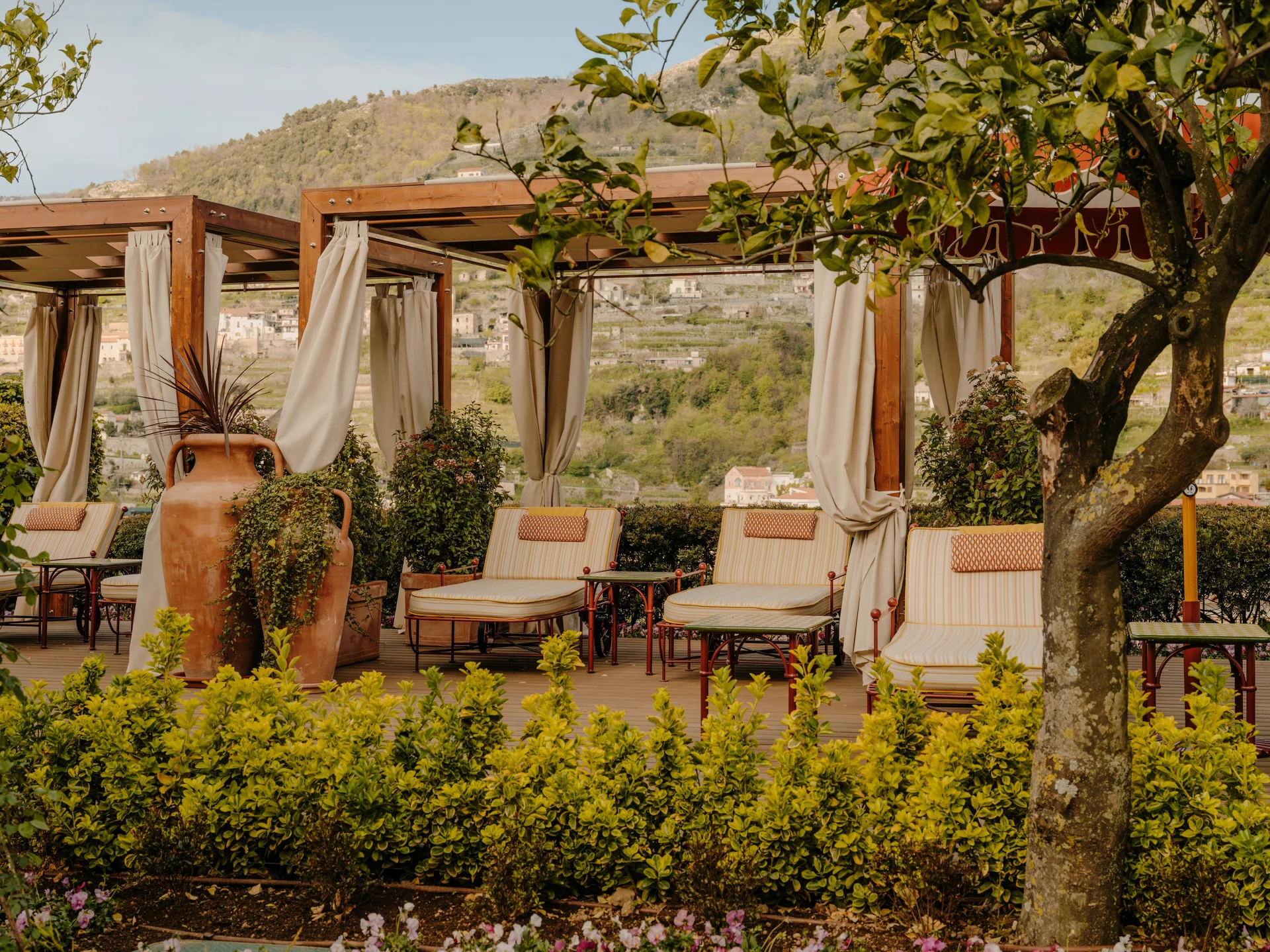 Caruso Belmond infinity pool