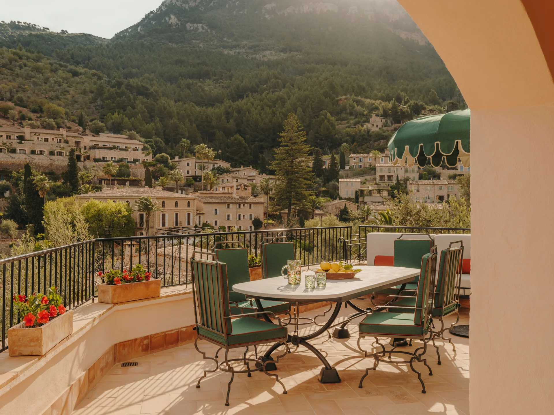 La Residencia estate
