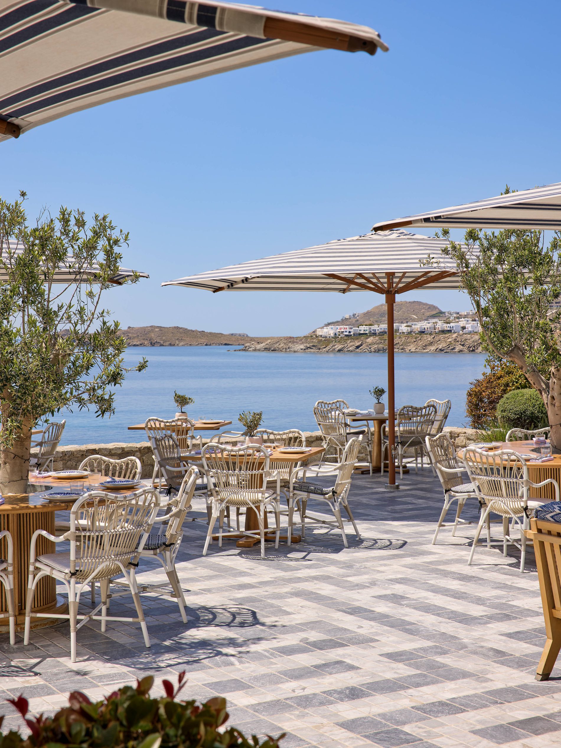 Elais Restaurant, Santa Marina Mykonos